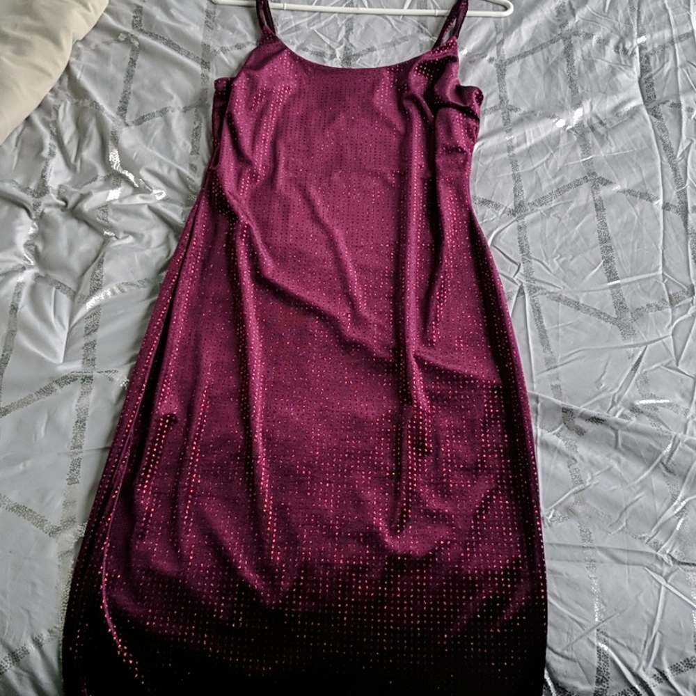 Fitted purple evening dress